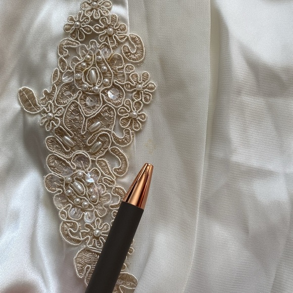 Linea Donatella Bridal Wrap, Short Robe L/XL - Picture 7 of 7